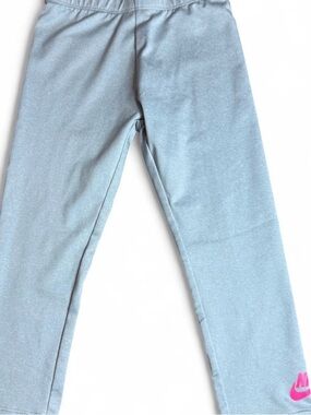 Nike 4t toddler girl grey leggings w pink Nike symbol